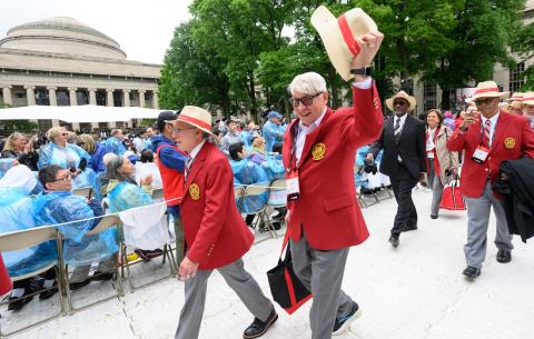 Image of the 50 year class alumni parade processing into Killian Court